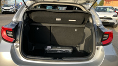 Toyota Yaris 1.5 Hybrid Design 5dr CVT Hybrid Hatchback